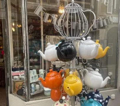 cafetières et théières à Saint-Amand-Montrond près de Bourges dans le Cher 18